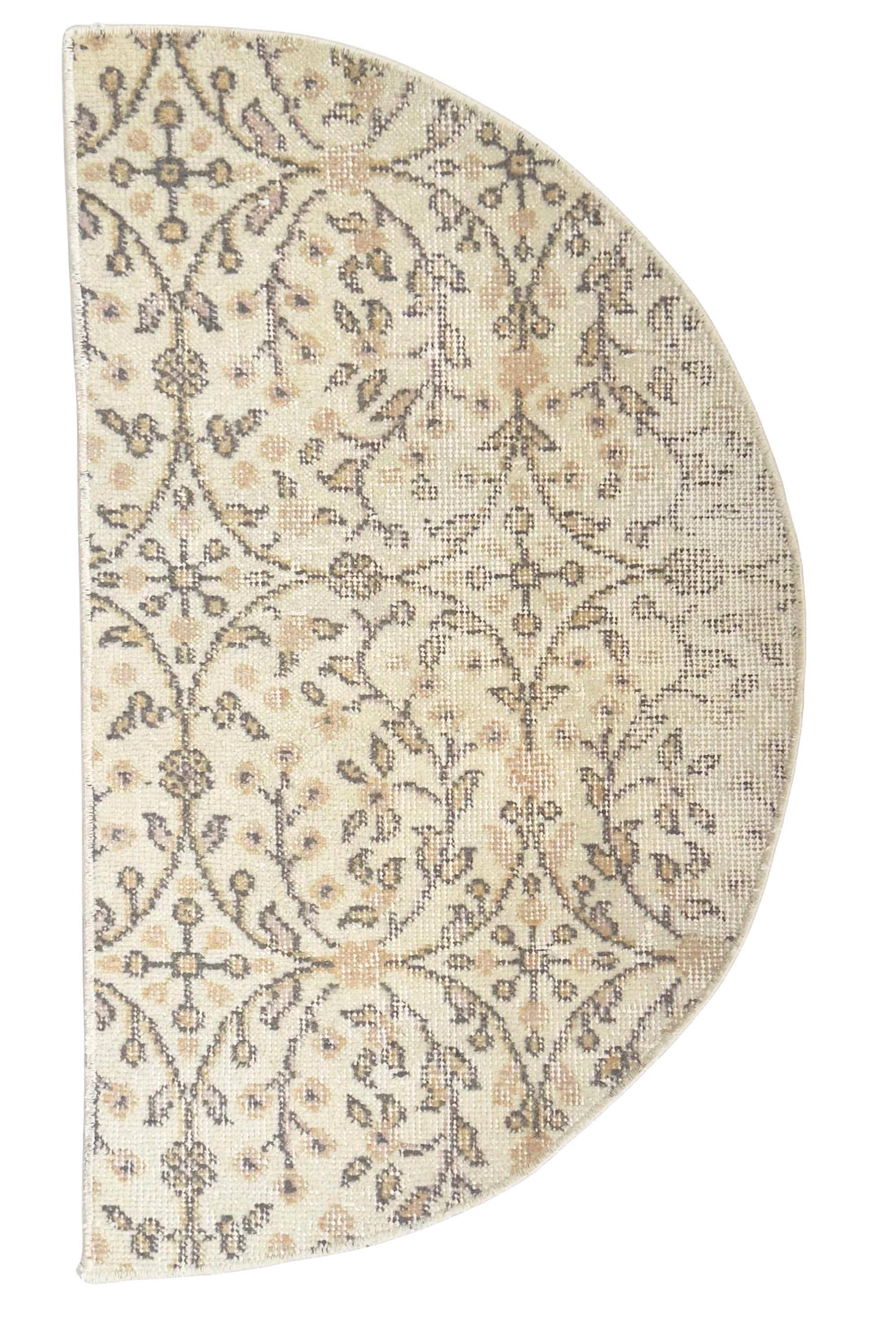 Vintage Turkish Semicircle Rug, Handwoven Wool Floral, Ivory Taupe Gray Neutral, 1.6x2.77 ft – view 8