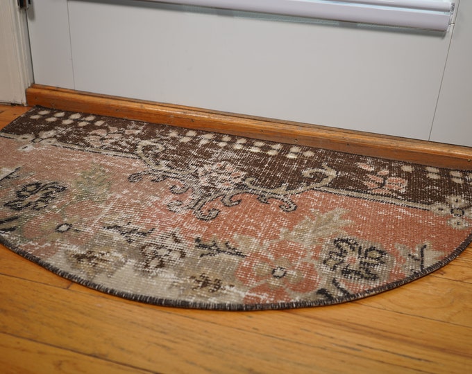 Vintage Floral Wool Semicircle Rug: Turkish Boho Doormat (2x3 ft)