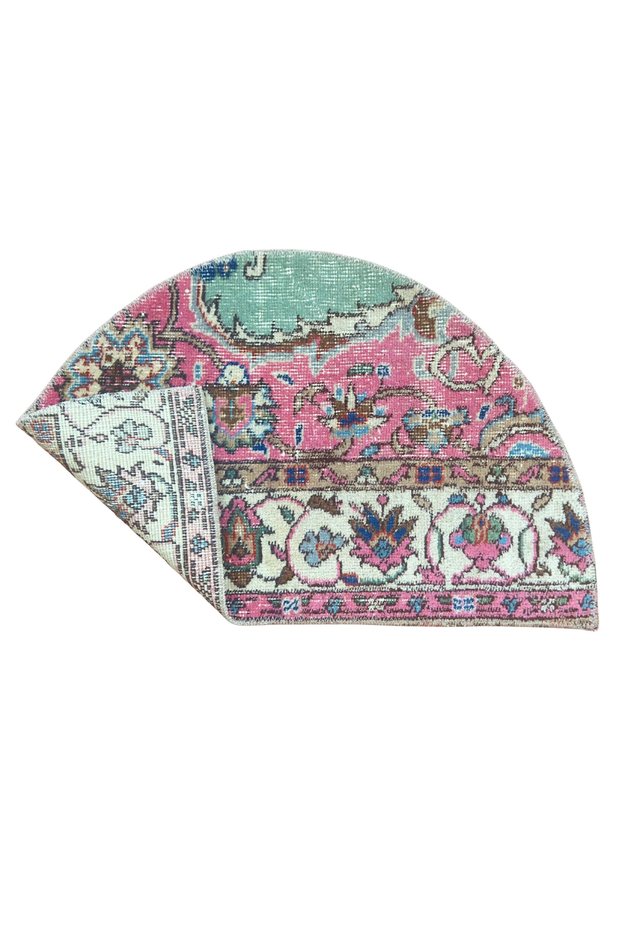 Vintage Turkish Door Mat, Hand-Knotted Wool Medallion, Distressed Pink Cream, 18x30 in – view 4