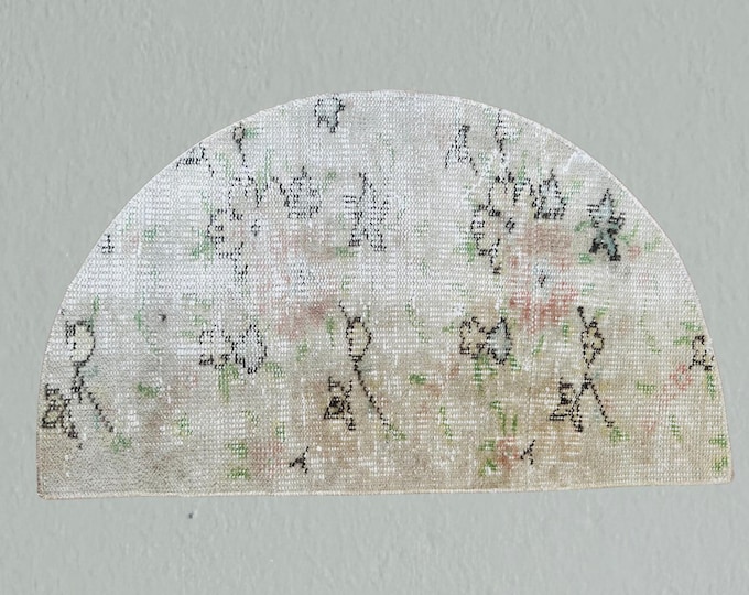 Floral Wool Turkish Rug: Vintage Semicircle Doormat (2x4ft)