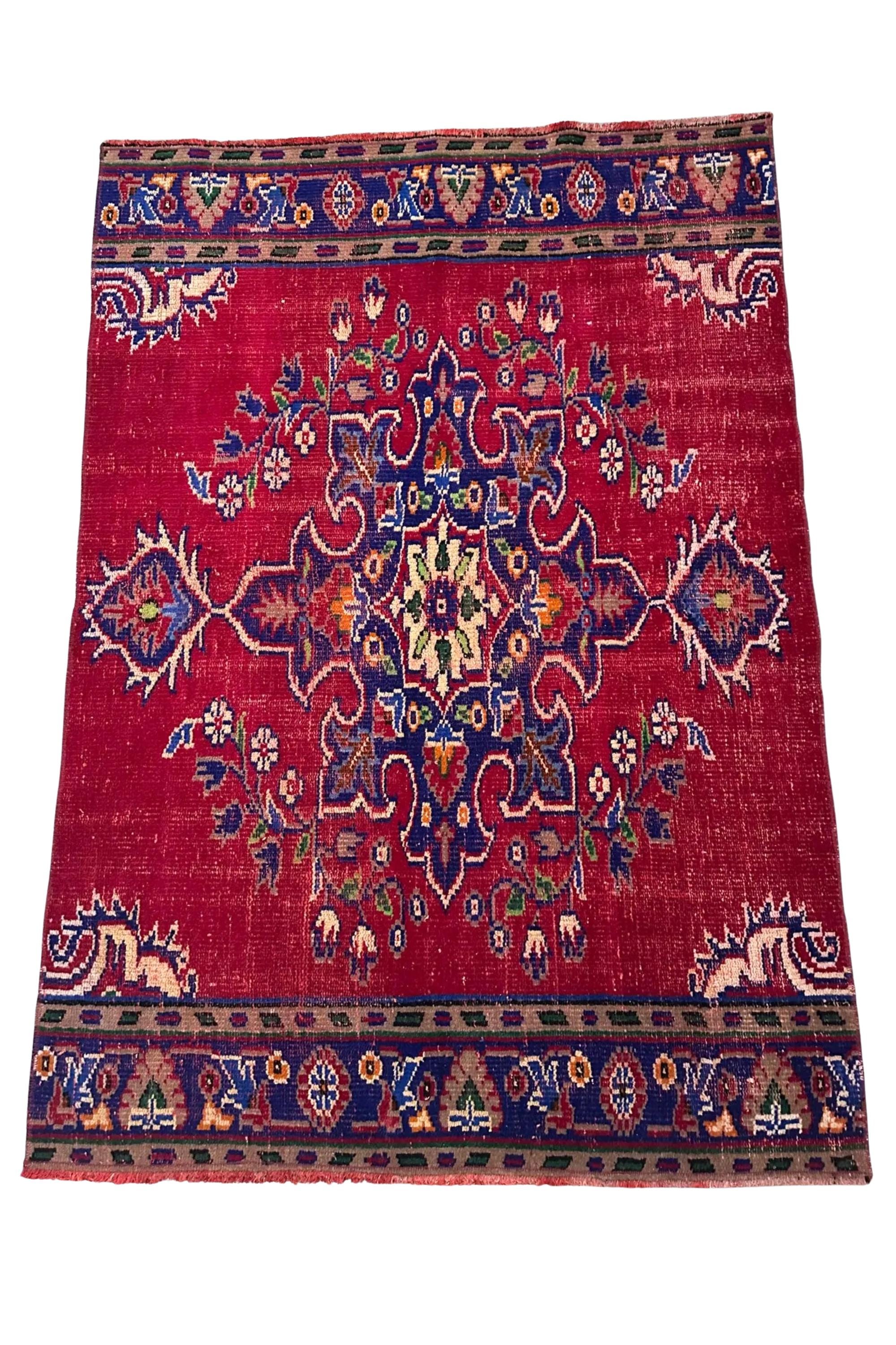 Vintage Turkish Isparta Rug 1981, Hand-Knotted Wool Medallion, Red Navy Floral, 4.1x5.7 ft – view 12