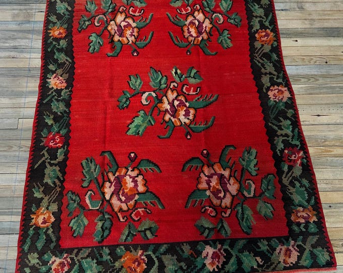 Vintage Floral Turkish Kilim Rug: Handwoven Wool & Cotton
