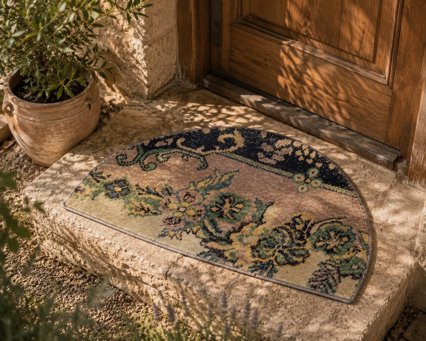 Vintage Turkish Semicircle Rug, Handwoven Wool, Dark Border Dusty Rose Sage Green, 1.5x2.5 ft – view 2