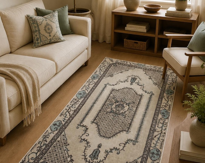 Vintage Turkish Isparta Rug, Handwoven Wool Medallion, Distressed Ivory Beige Teal, 3.4x6 ft