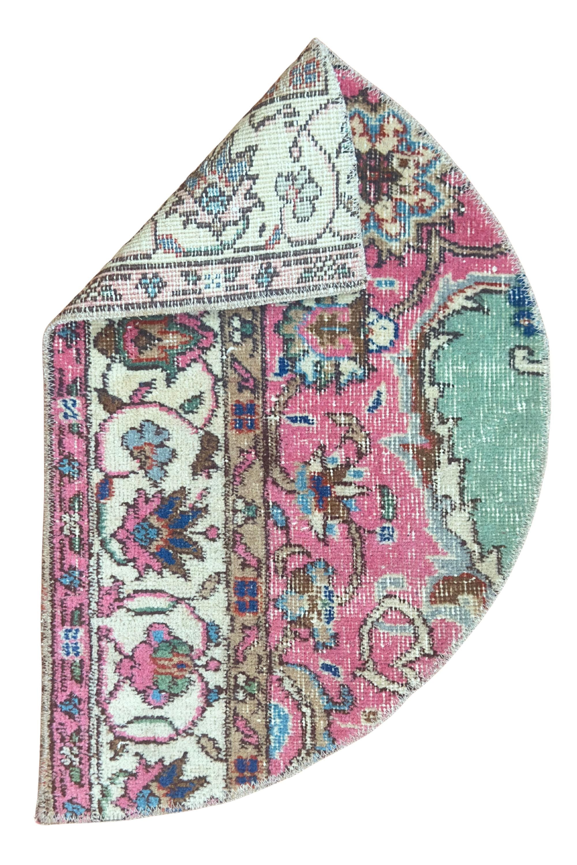 Vintage Turkish Door Mat, Hand-Knotted Wool Medallion, Distressed Pink Cream, 18x30 in – view 11