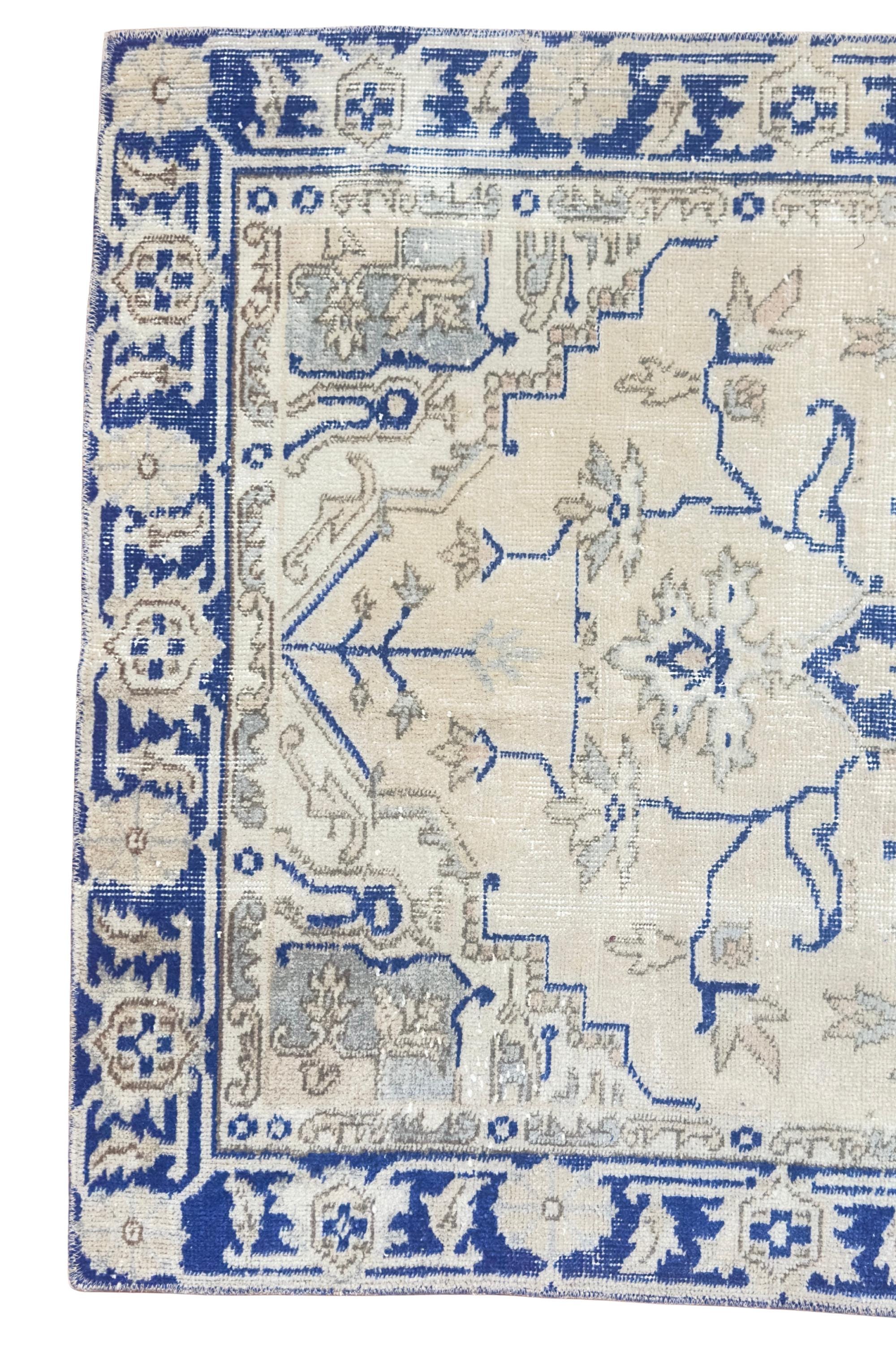 Vintage Turkish Area Rug, 3.6x6.3 ft, Faded Navy Ivory, Stepped Medallion – view 8