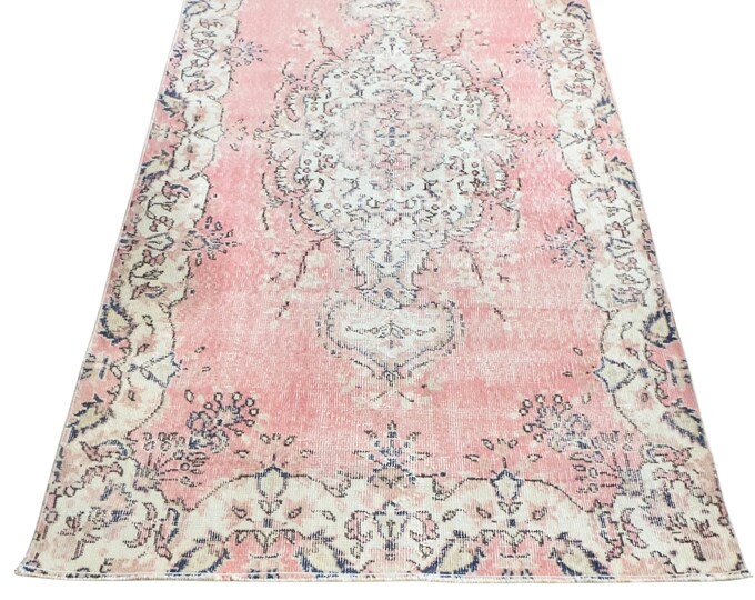 Vintage Turkish Isparta Rug, Hand Knotted Wool Medallion, Distressed Blush Pink Navy, 3.7x6.6 ft