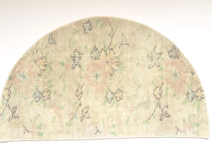 Vintage Faded Beige Semicircle Rug, Floral Half Moon Entryway Mat 19.5"x33"
