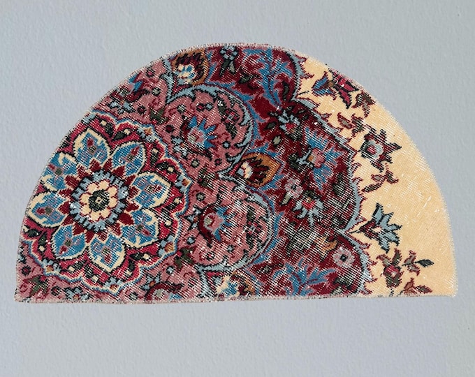 Vintage Wool Semicircle Rug: Beige & Red Turkish Doormat