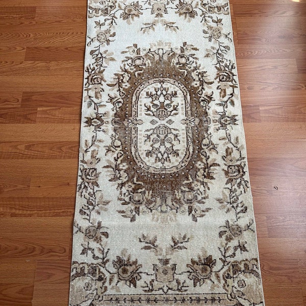 Floral Vintage Rug,Handmade small rug,Wool rug,Turkish rug,3x7 Vintage rug,Antique rug,Area rug,Home decor rug, decorative rug,brown runner