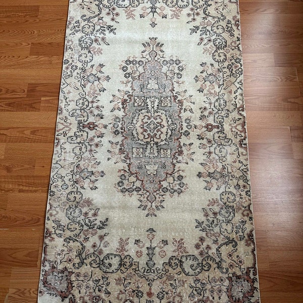 Gray Red Vintage Rug,Handmade small rug,Wool rug,Turkish rug,3x7 Vintage rug,Antique rug,Decorative rug,Area rug,Home Decor rugs Faded rug