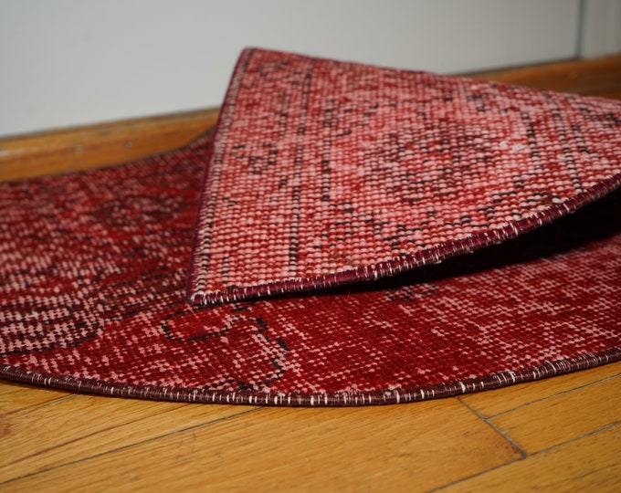 Small Vintage Red Wool Rug: Handmade Turkish Half Circle Doormat (1.5 x 2.4 ft)