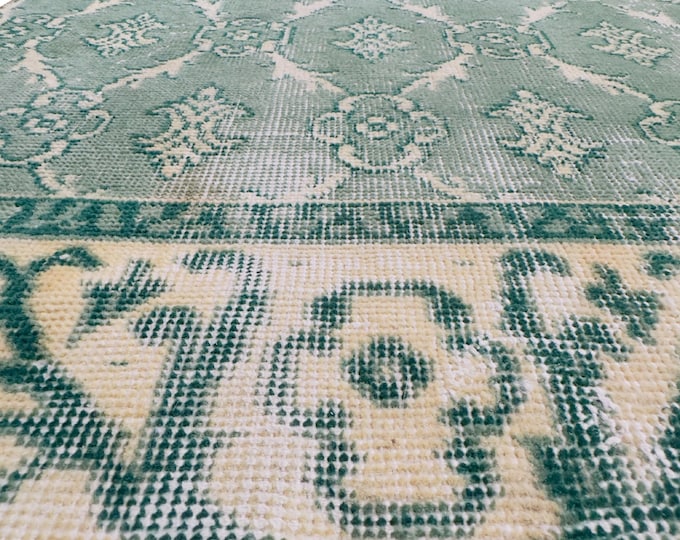 Vintage Turkish Hand-Knotted Runner Rug 2.3x8.3 ft | Distressed Sage Green Trellis Wool Hallway Carpet | Handmade Anatolian Geometric Floral