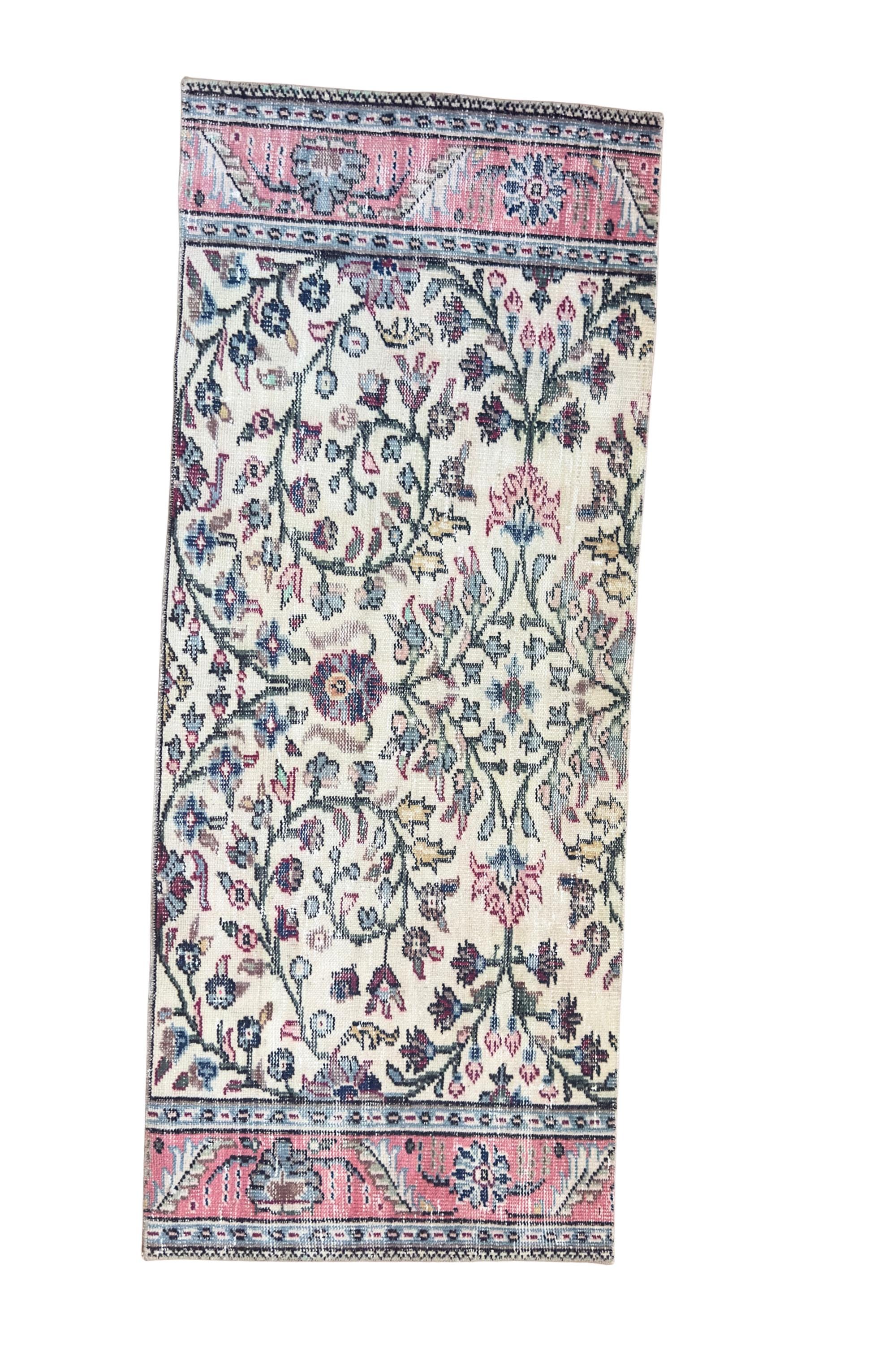 Vintage Turkish Isparta Runner Rug, Hand-Knotted Wool Floral, Faded Ivory Pink, 70x173 cm – view 9