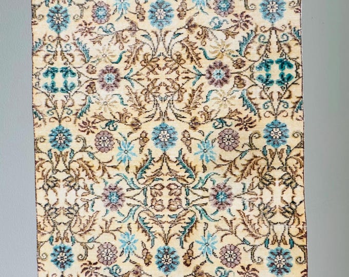 Vintage Turkish Wool Rug: 5x7 ft Oushak Handmade Carpet