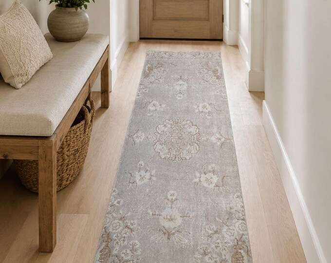 Turkish Runner Rug, Vintage Isparta Handwoven Wool Medallion, Distressed Grey Ivory, 2.5x6.9 ft