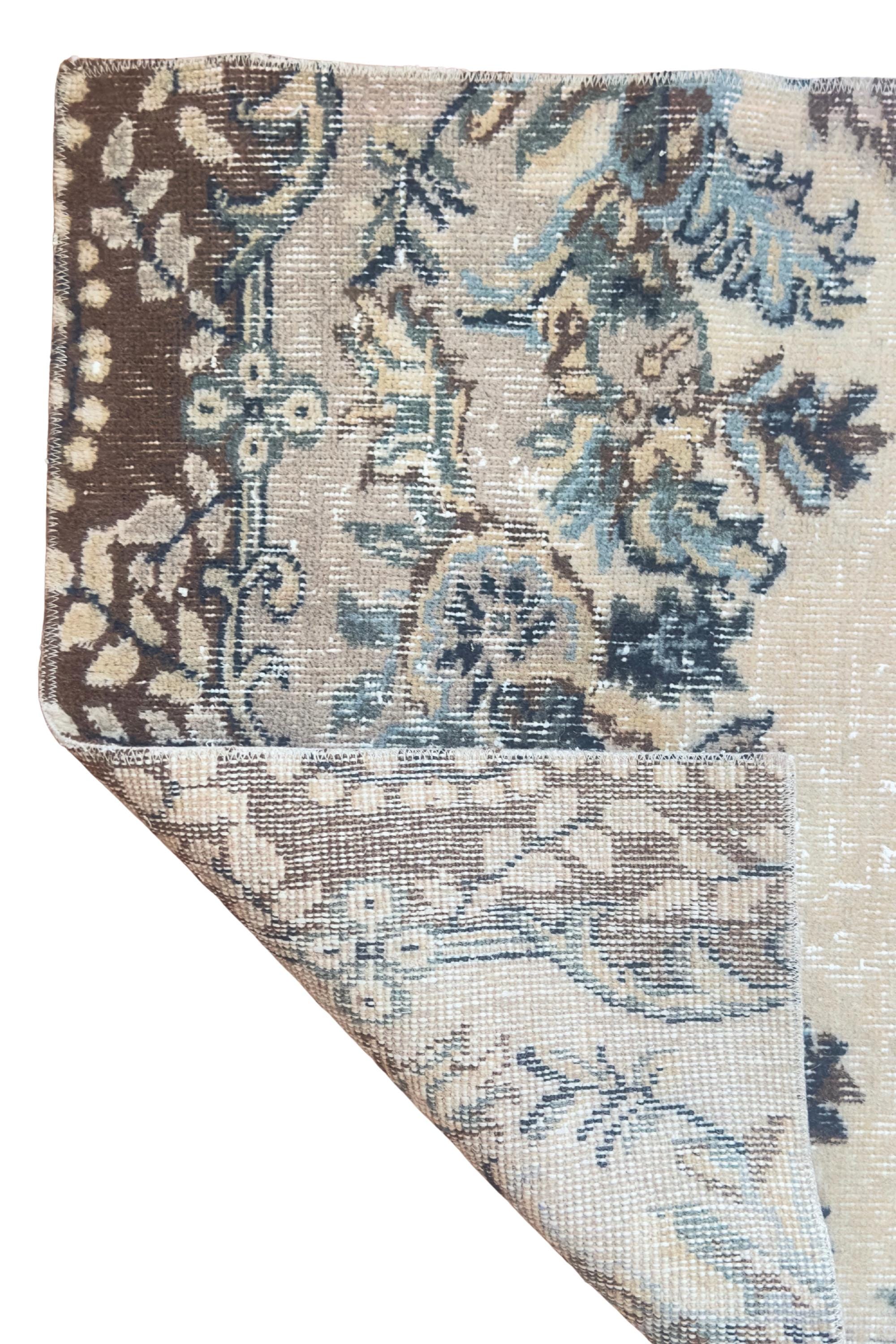 Vintage Turkish Runner Rug, Hand-Knotted Wool Floral Medallion, Faded Slate Blue Ivory, 2.8x9 ft – view 12