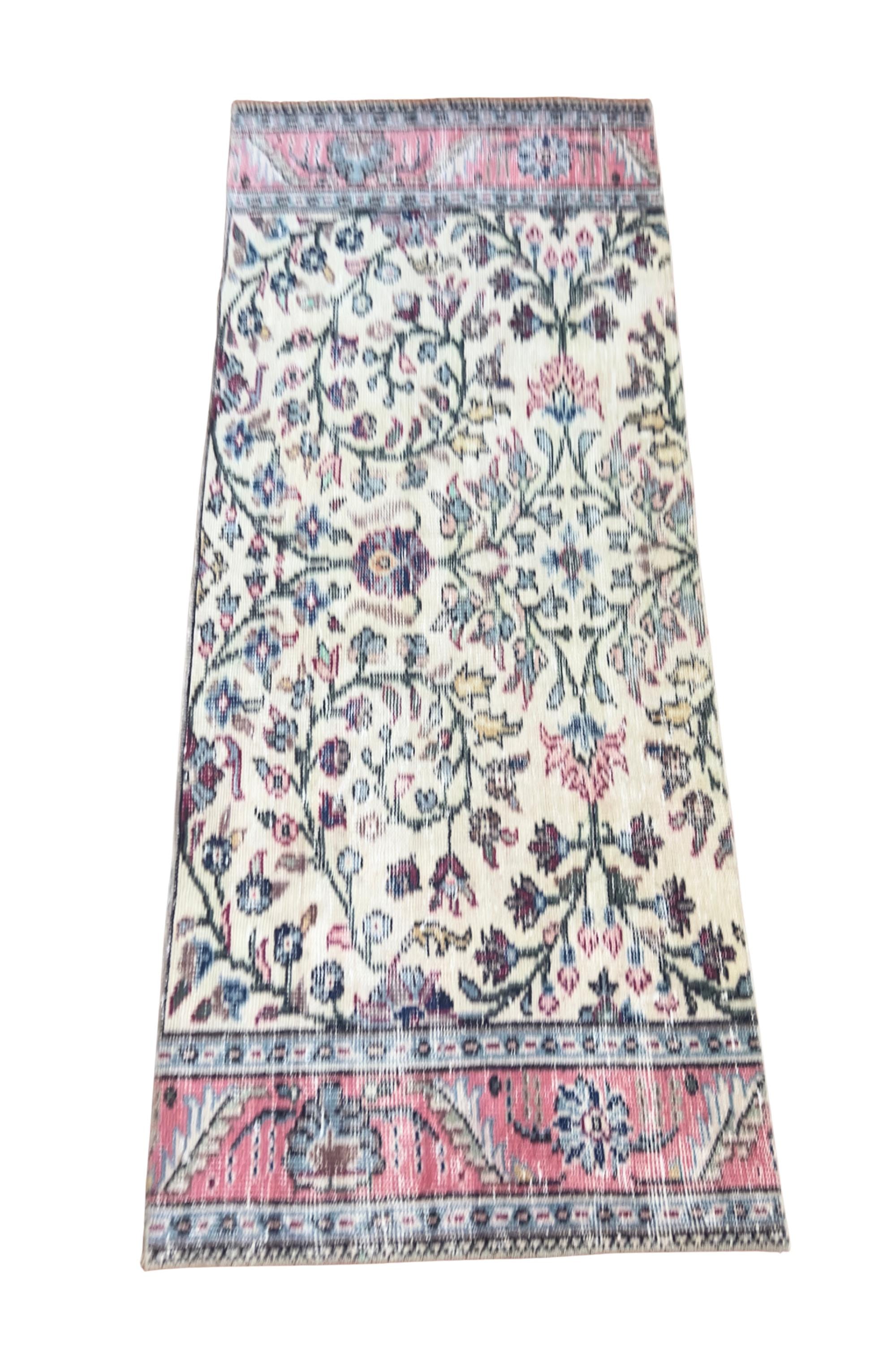 Vintage Turkish Isparta Runner Rug, Hand-Knotted Wool Floral, Faded Ivory Pink, 70x173 cm – view 11