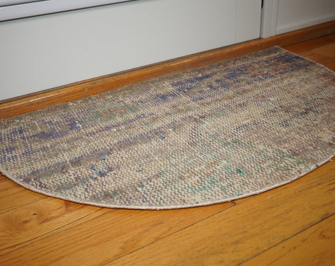 Gray Wool Semicircle Rug: Small Vintage Turkish Doormat