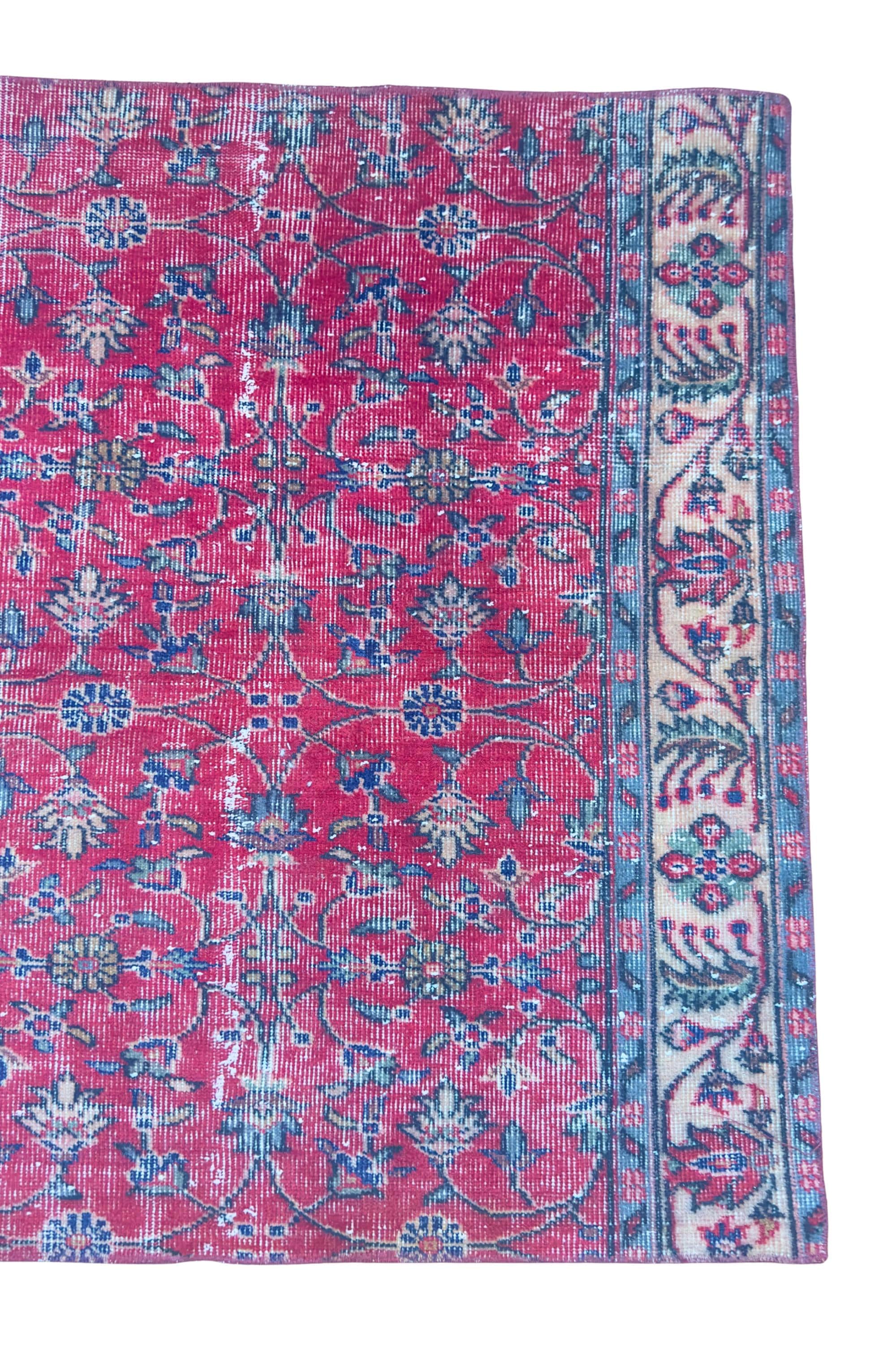 Vintage Turkish Isparta Area Rug, Hand-Knotted Wool Floral, Faded Crimson Red, 122x179 cm – view 6