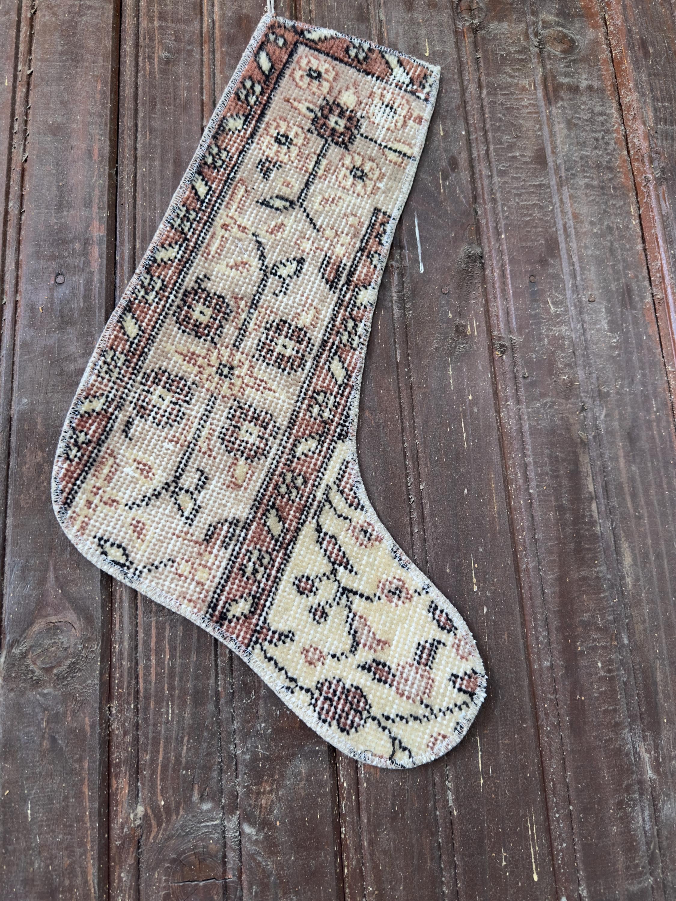 Vintage Turkish Rug Christmas Stocking, Soft Beige Floral Border, Cream Rust Terracotta, 13.4x18.5 in – view 4