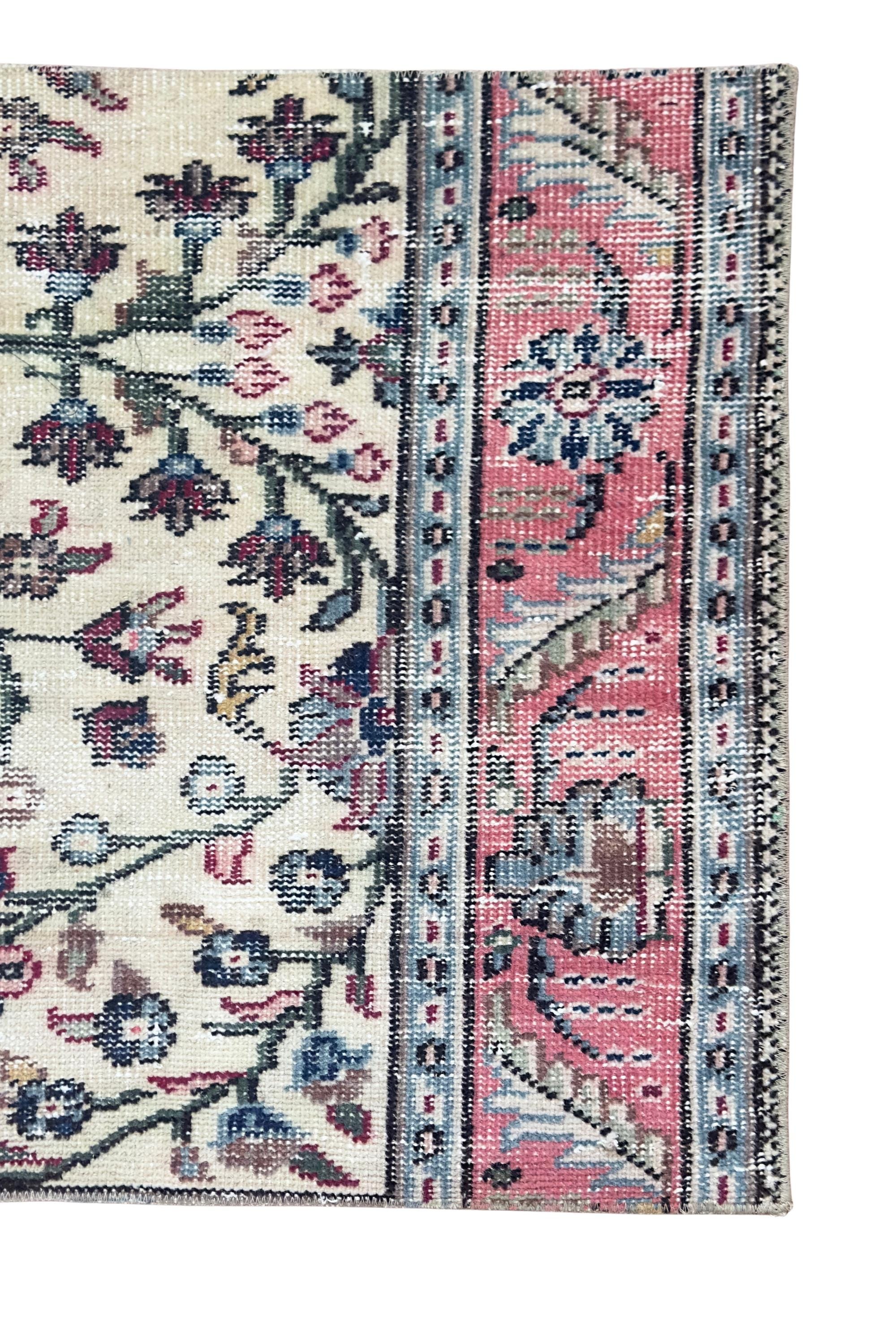 Vintage Turkish Isparta Runner Rug, Hand-Knotted Wool Floral, Faded Ivory Pink, 70x173 cm – view 12