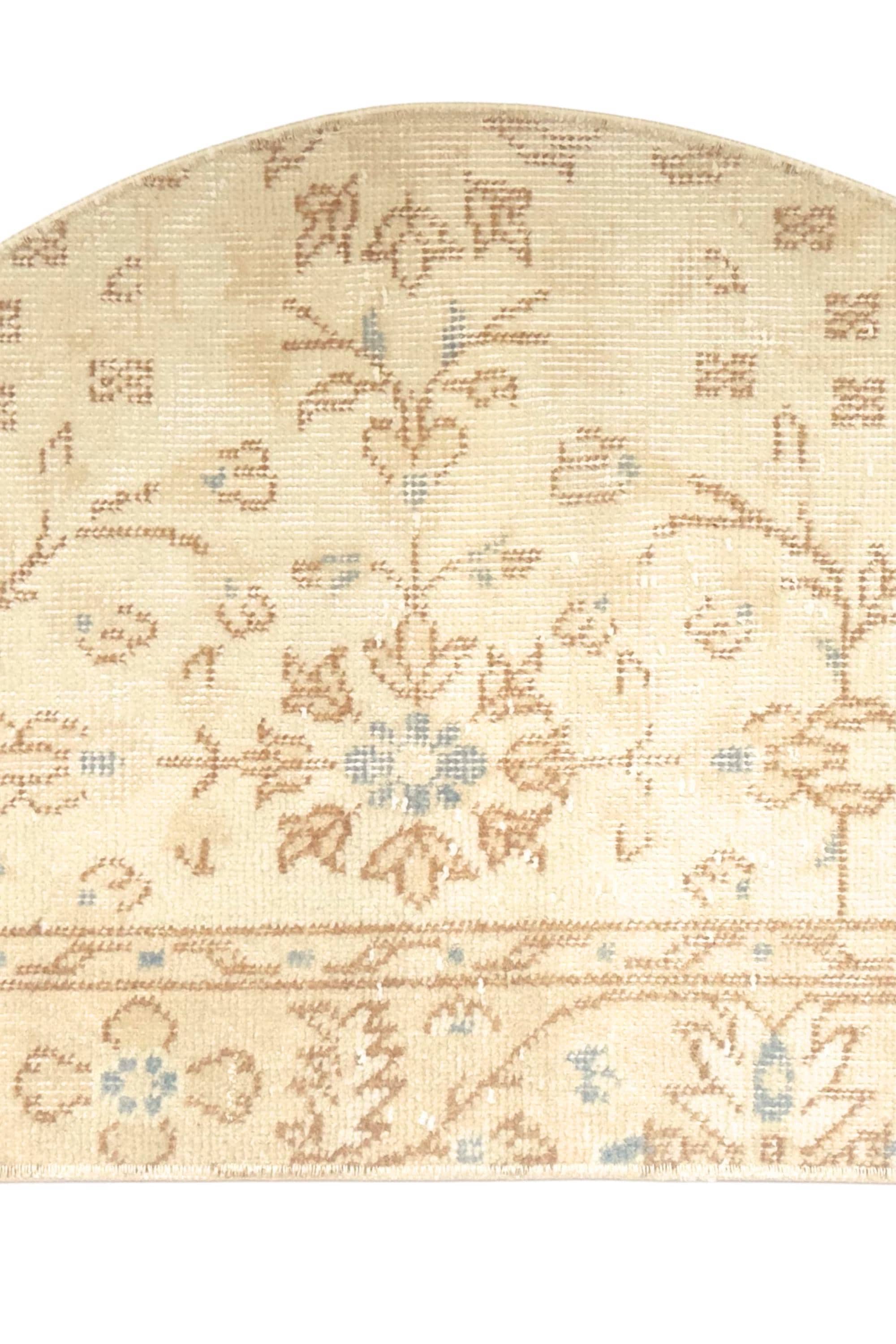 Vintage Turkish Semicircle Rug, Handwoven Wool Floral, Ivory Cream Taupe, 1.6x2.7 ft Half Moon – view 6