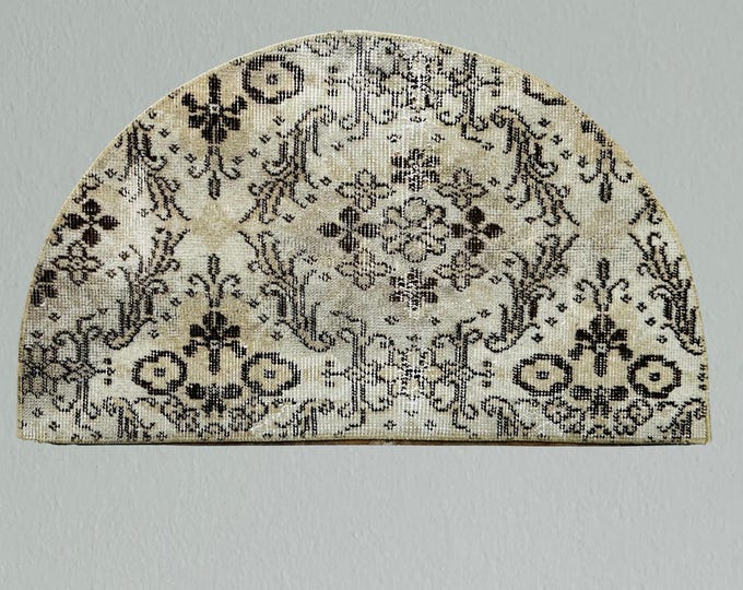 Vintage Wool Turkish Semicircle Rug: Beige Brown Entryway Rug (83.5x49 cm)