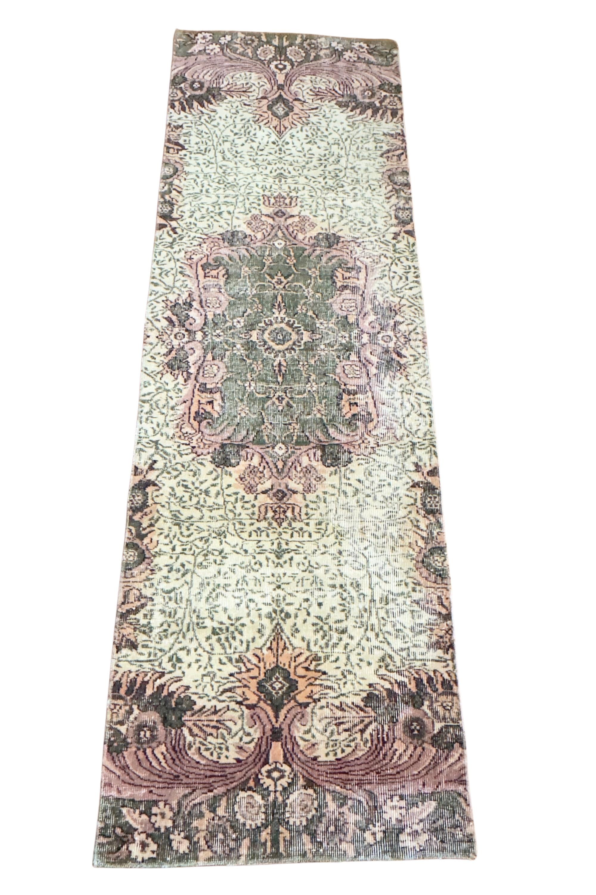 Vintage Turkish Isparta Runner Rug, Hand-Knotted Wool Medallion, Faded Sage Mauve, 78x247 cm – view 5