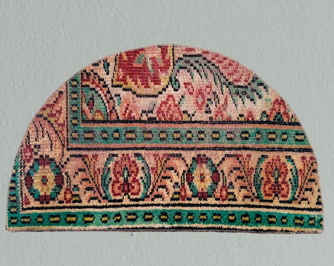 Vintage Floral Half Moon Rug: Handwoven Wool Doormat