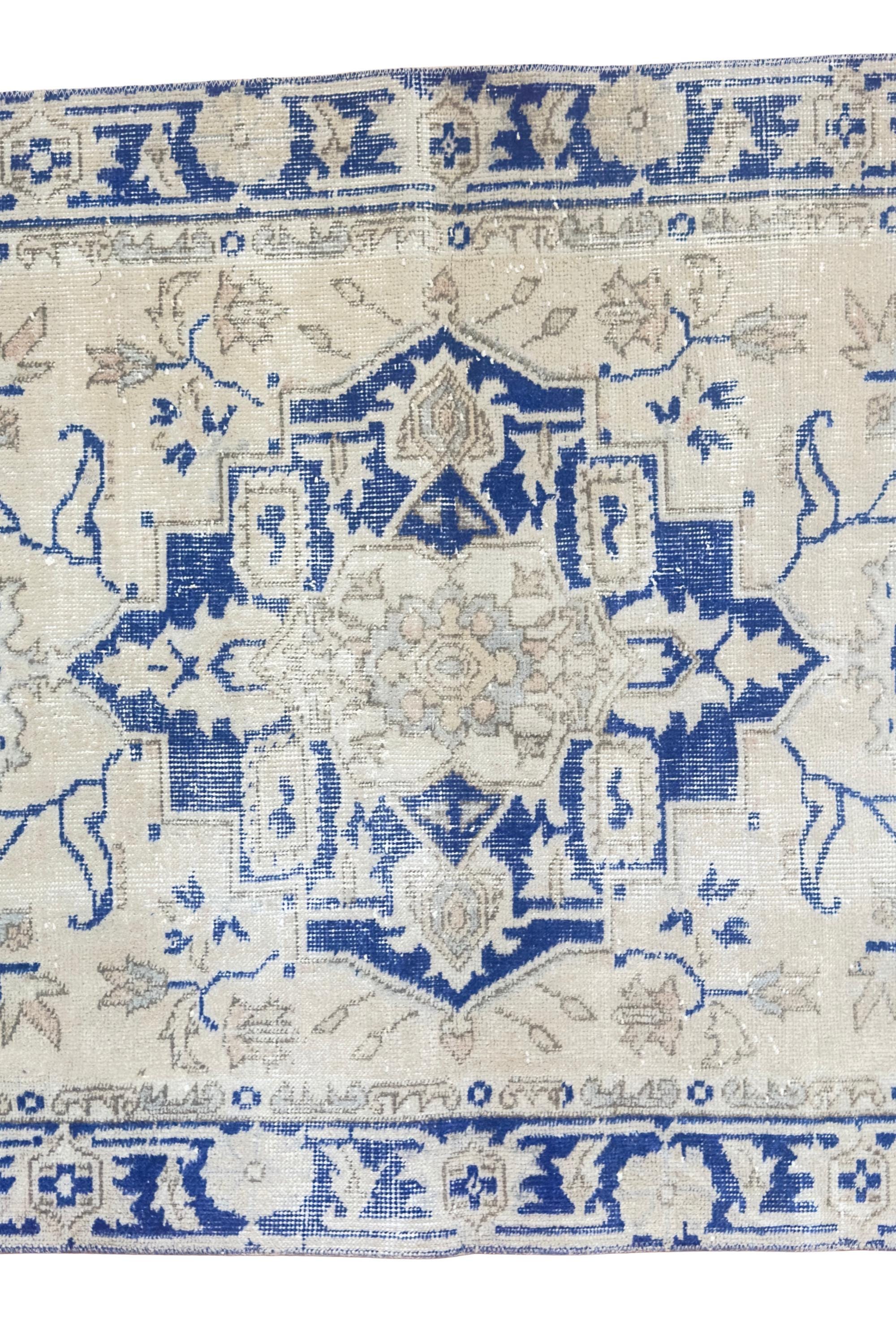 Vintage Turkish Area Rug, 3.6x6.3 ft, Faded Navy Ivory, Stepped Medallion – view 7