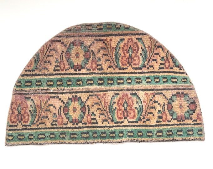 Vintage Patchwork Semicircle Rug 18.5” x 29.9” Green Brown Isparta