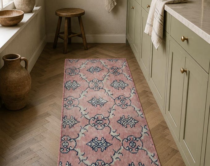 Vintage Turkish Isparta Rug, Handwoven Wool Allover Floral Vine, Distressed Dusty Pink Navy, 1.5x3.3 ft