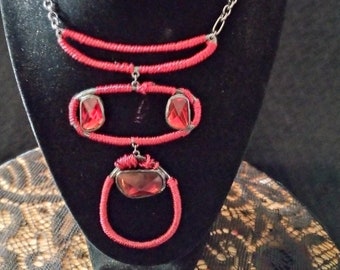 Beautiful Ying Yang Style Red Necklace & Matching Ear-Rings.  18" Inside Length.
