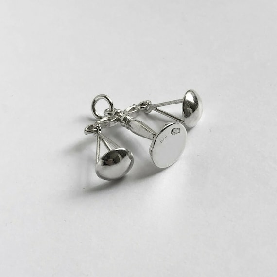 スターリングシルバー 天秤座 天秤 チャーム .925 正義のシンボル