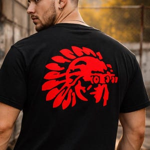 Camiseta unisex roja One7six de Forward Observations Group