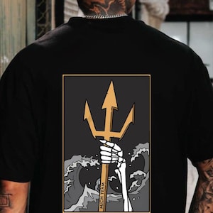個人装備 FOG X MICH TEAM TRIDENT TEE frwd forward FOG X MICH TEAM TRIDENT TEE frwd forward - メルカリ