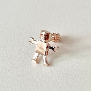 14k Solid Gold Minimalist Robot Piercing Screw Back Robot Dangle Piercing Earring Cute Design Gifts for Kids, Sister Minimalist Piercing