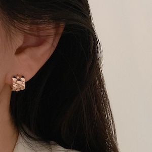 14K Solid Gold Chunky Huggie Earrings Everyday Thick Gold Huggie Hoop Earrings Must Have Earrings Bold Hoop Earrings Textured Thick Huggie