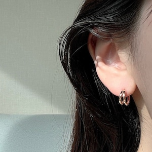 14K Solid Gold Earrings Split Huggie Hoop Earrings Gold Round Hoops Minimalist Earrings Daily Earrings Work Earrings gift for her