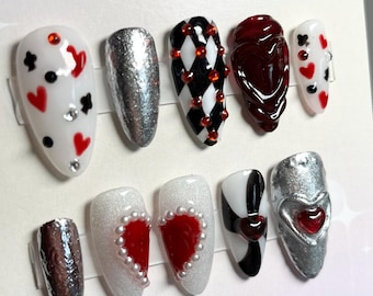 Unghie finte Queen of Hearts