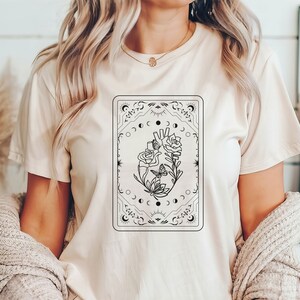 Herz Anatomie Blumen-Shirt, Herz-CVICU ER Krankenschwester-Bekleidung, Kardiologen-Krankenschwester-Praktiker-Geschenk, T-Shirt für Herz-Krieger, Tarot-Karten-Liebhaber-T-Stück