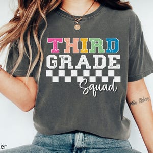 Chemise d&#39;enseignant à carreaux de l&#39;équipe de 3e année, Chemise d&#39;enseignant de 3e année, T-shirt de 3e année, T-shirt de troisième année, école primaire, T-shirt d&#39;enseignant