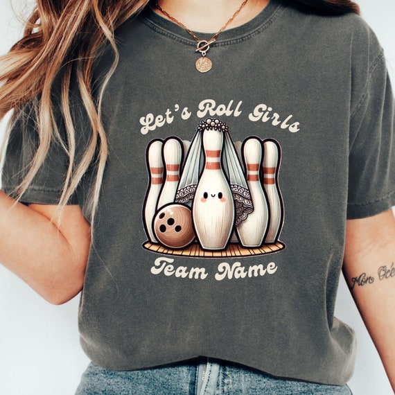 Vintage Retro Womens Bowling Queen T-Shirt Vintage Retro Womens Bowling Queen T-Shirt