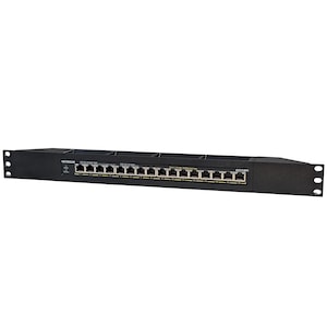 Könnte beinhalten: Ein schwarzer Netgear GS316PI Netzwerk-Switch mit mehreren Ethernet-Anschlüssen. Der Switch ist für die Rackmontage konzipiert, mit Befestigungslöchern auf jeder Seite. Die Frontplatte verfügt über nummerierte Anschlüsse und Kontrollleuchten. Die Modellnummer GS316PI ist sichtbar.