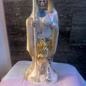 Santa Muerte Blanca con Oro