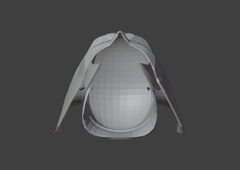 K&ouml;nnte beinhalten: Ein grauer Helm mit einem offenen Visier. Der Helm ist aus hartem Material und hat eine glatte Oberfl&auml;che.