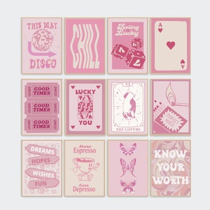 Set van 12 roze abstracte meisje kunst aan de muur. Retro trendy kunst aan de muur. Gelukkig jij-poster. Blozen licht roze preppy kamer decor. Esthetische y2k slaapzaal