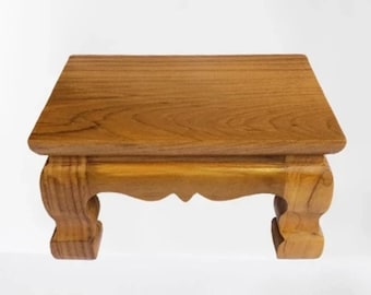 Table d'autel fabriquée à la main en bois de teck pour statue de Bouddha - La sérénité dans les moindres détails (6 x 8 x 4 pouces)