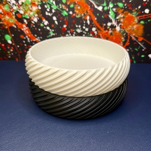 Catchall Tray | Stackable Tray | Trinket Tray | Jewelry Dish | Desk Organizer | Aesthetic | 3D Printed | Eco-Friendly | Decor | Bowl